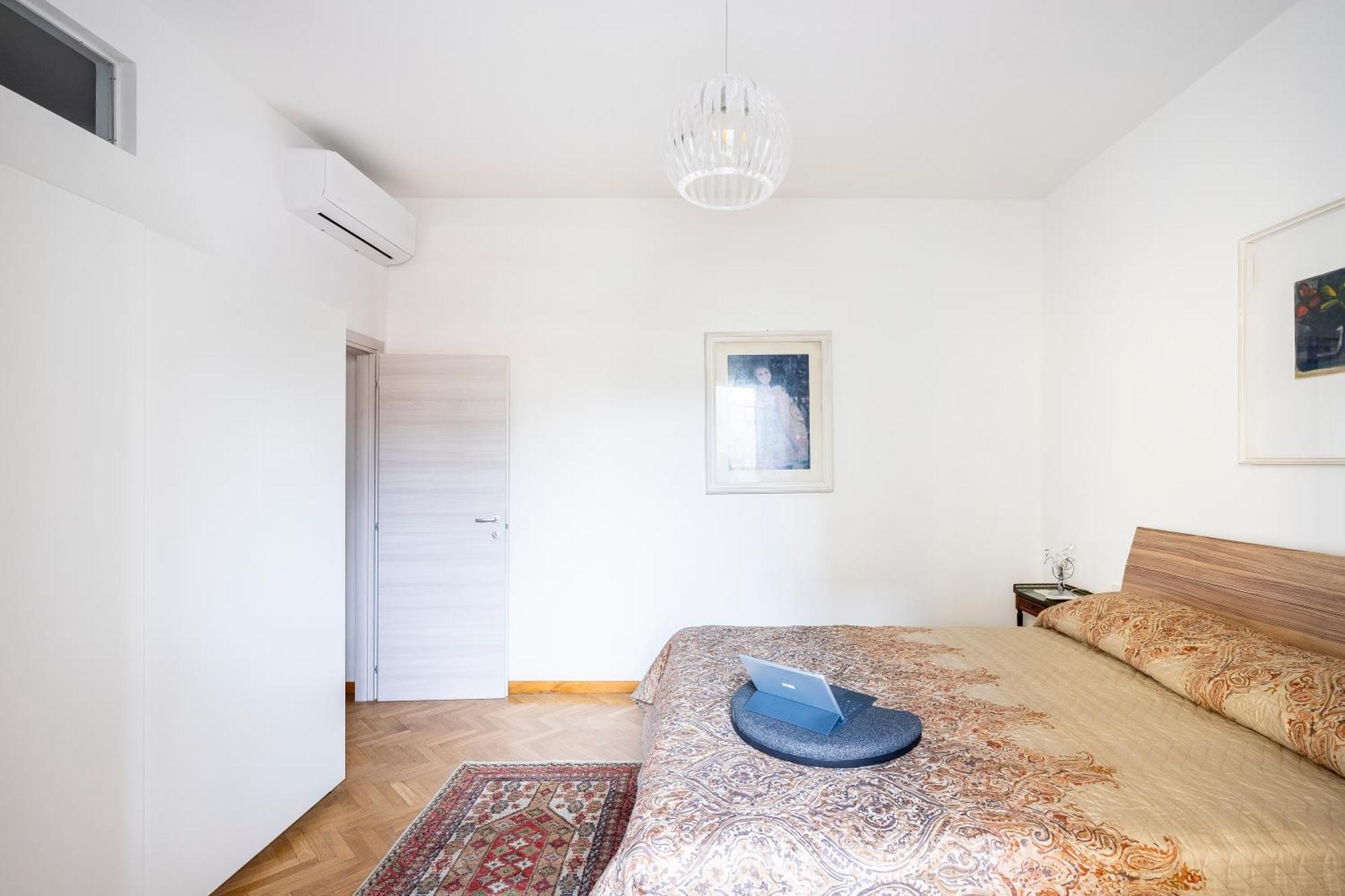Flat Moon Over Florence Terrace And Free Parking Εξωτερικό φωτογραφία